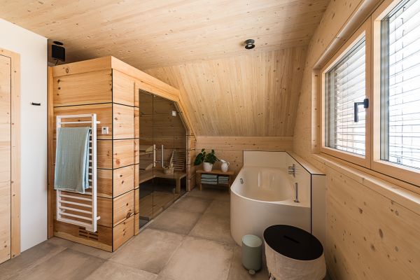 massivholzbau, massivholz, thoma holz100, neubau, einfamilienhaus, efh, badezimmer